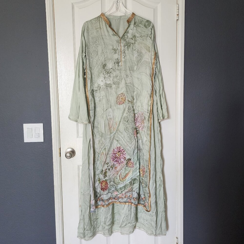 Pastel Green Floral Embroidered Kurta Set with Dupatta – Women’s Ethnic Wear